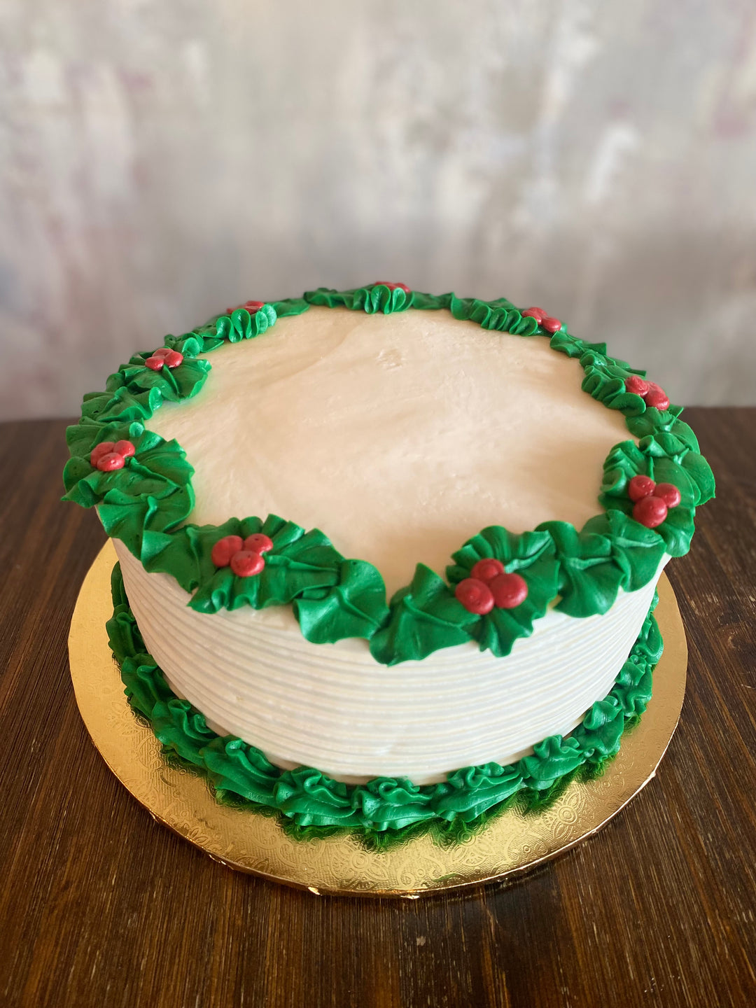 Wreath Christmas Cake H012 – Nonna Randazzo's Bakery